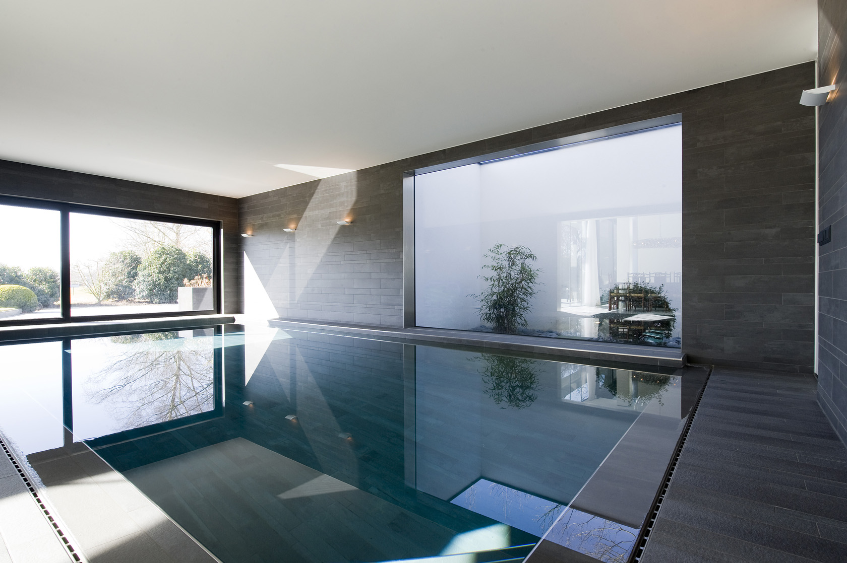 swimmingpool